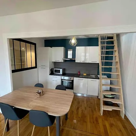 T3 En Duplex Hyper Centre De En Bresse بور أو بريس